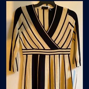 Sweater dress - knee length